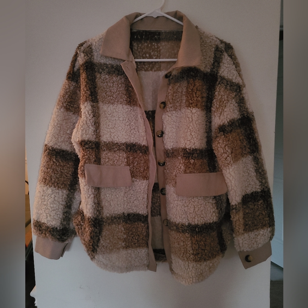 Oversized plush Shacket Size Small. Never worn